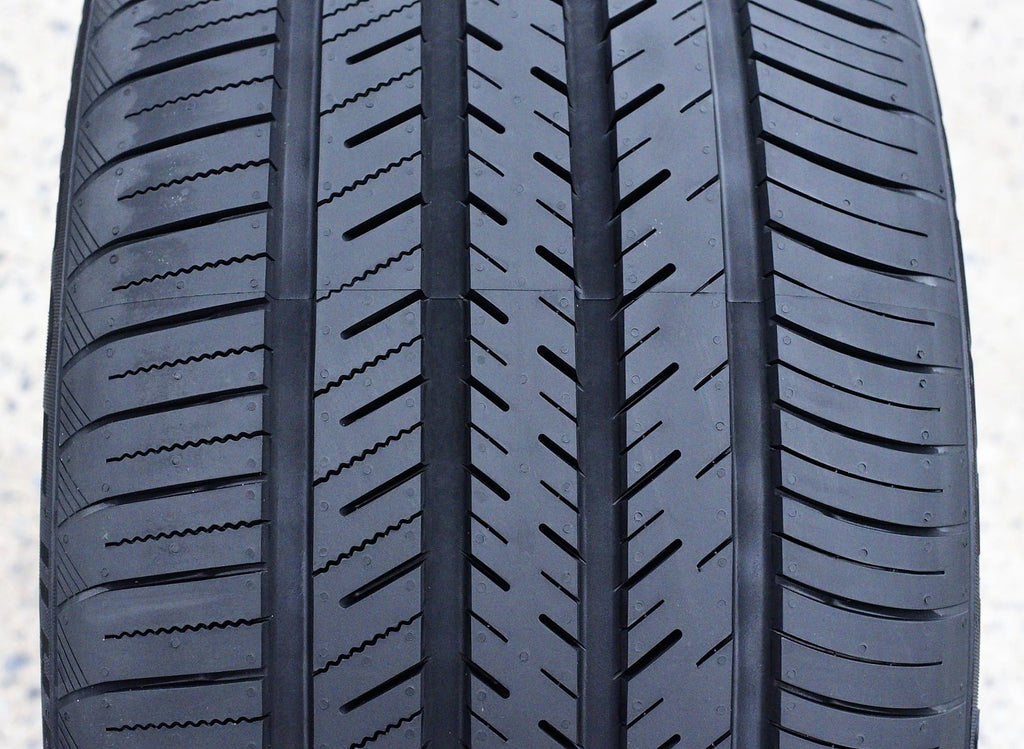 A pair of 2 (2)A/S 265/50R19 110W XL high-performance tires fit: 2019 BMW X5 xDrive40i, 2022-23 BMW X5 sDrive40i
