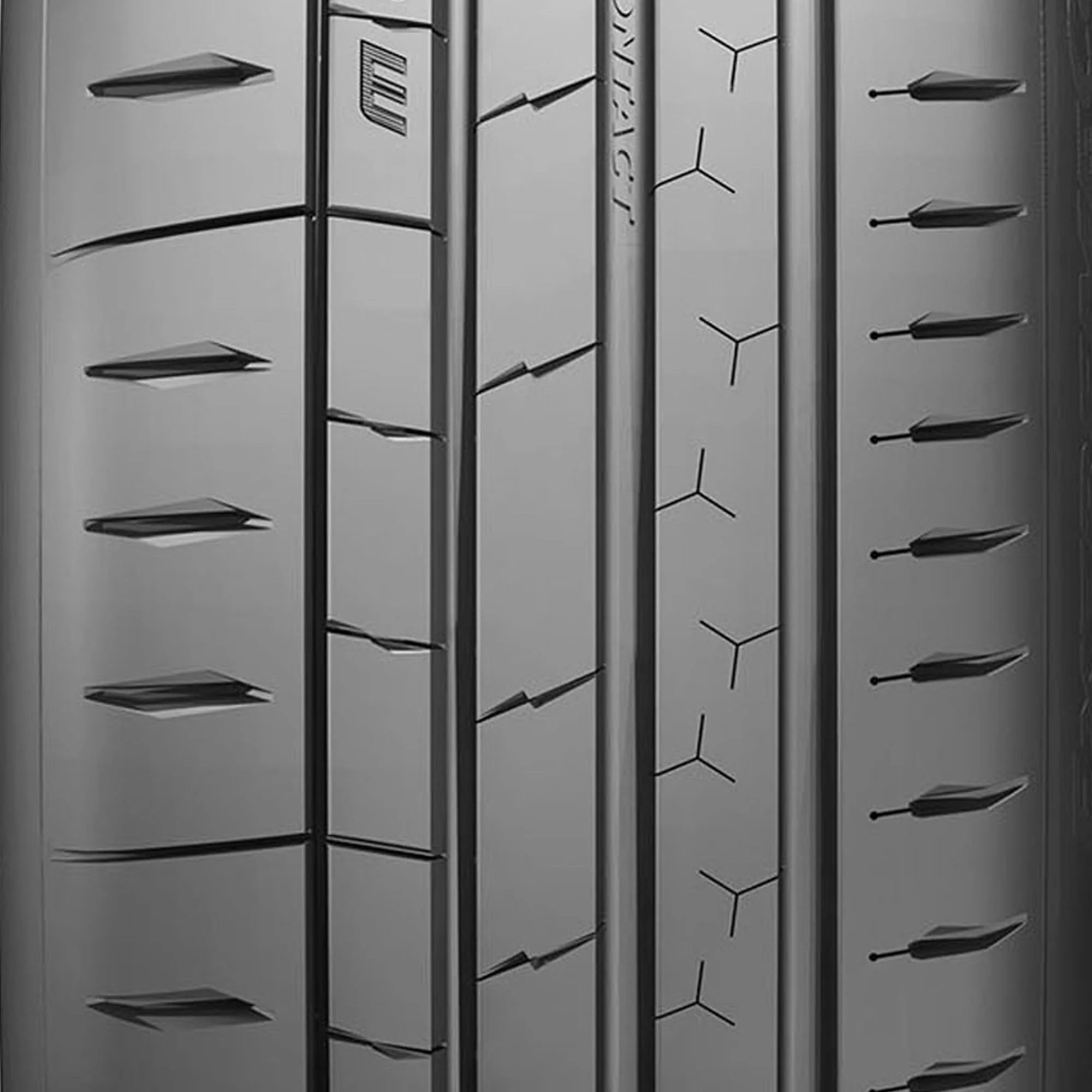 Summer 305/30ZR21 104Y XL passenger tires